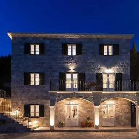 Vila Beautiful New 3-bedroom House, Near Cavtat,parking *