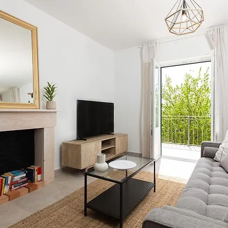 Villa Beautiful New 3-bedroom House, Near Cavtat,parking Cavtat