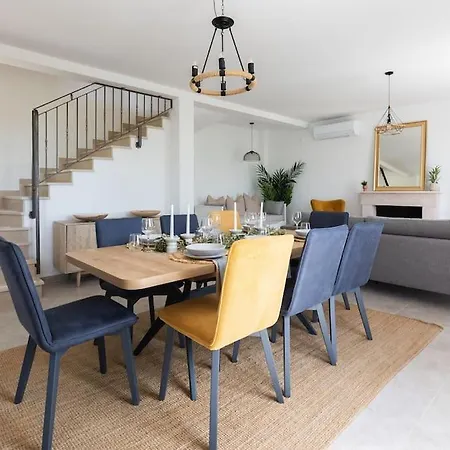 Villa Beautiful New 3-bedroom House, Near Cavtat,parking Cavtat